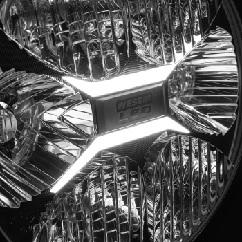 FERVOR 220 távolsági fényszórók és LED helyzetjelzők BLACK SERIES